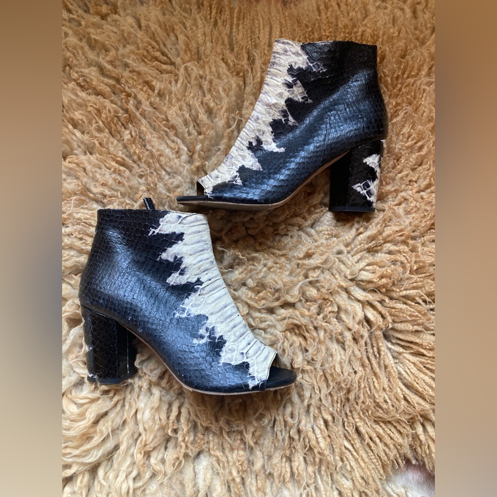 Julie Dee snakeskin peep toe heeled booties